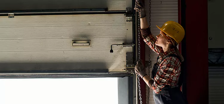 Addressing Common Garage Door Stoppage Issues in Forest Park, GA